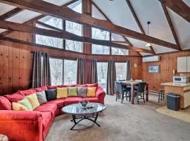 7 miles to State Park Poconos Getaway with Deck!