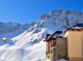 Résidence Azureva La Mongie, hotell i La Mongie