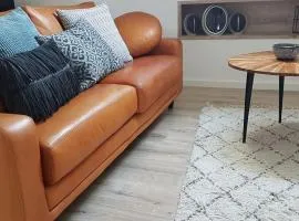 Klimatisierte Traumwohnung PANORAMA Parkplatz + Garten 3ZKB - DEIN HYGGELIG-HAUS