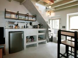 New Guesthouse in Emporios – hotel w mieście Emporeiós