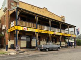 The Ellalong Hotel, hotel u gradu Ellalong