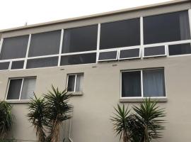 Sensational Ocean views only 200m Goolwa Beach, hotel u gradu 'Goolwa South'