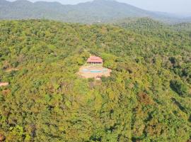 Porsu, hotel with pools in Canacona