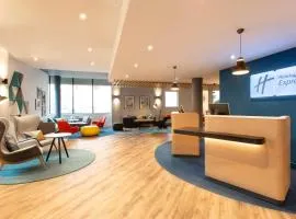 Holiday Inn Express Cheltenham Town Centre by IHG