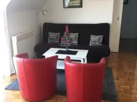 Apartman Lara ***