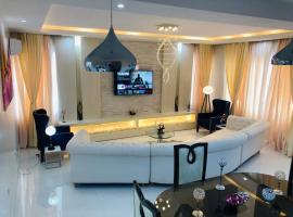 Shortlethomes, hotel i Maiyegun