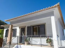 “VENIK HOUSE” sea_mountains_relaxing_barbecue