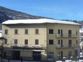 Albergo Belvedere – hotel w mieście Scanno