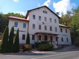 Hotel Oldřichův dub, hotel v destinaci Peruc