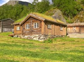 Brekkøye i Lom, hotel sa Lom