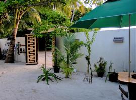 Kuri Beach View Inn, feriebolig ved stranden i Omadhoo