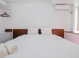 Town View 1BR at Patraland Urbano Apartment By Travelio