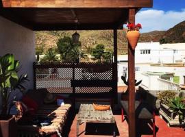 ZARATUSTRA. Rodalquilar CENTRO. GRAN terra. WIFI, ξενοδοχείο σε Rodalquilar