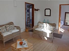 Casa Mediterranea en pueblo de mar, Cottage in Cala Figuera