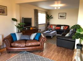 Whitehead holiday cottage, beach rental in Whitehead