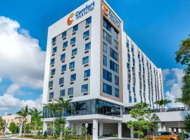 Comfort Inn & Suites Miami International Airport, hotel v Miami