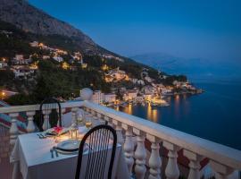 Family Beach Rooms, hôtel à Omiš