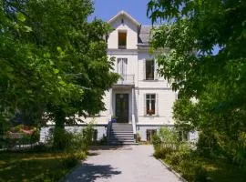 La VILLA ILIXON