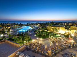 Three Corners Fayrouz Plaza Beach Resort, hotel em Port Ghalib