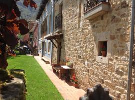 Casa de la Tila, self catering accommodation in Arenas de Cabrales