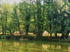 Robinson camp Kupa - Juratovićki brig, hotel v destinaci Netretić