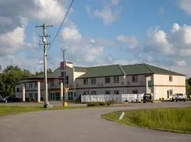 Morgantown Inn & Suites