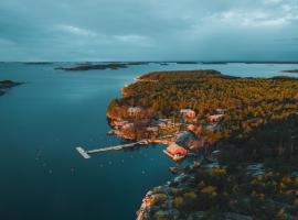 Brännskär Cottages & Glamping