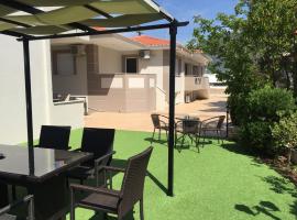 DeniaStella villas, hotel v destinácii Skala Potamias