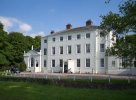 The Clock House, hotel with parking in Brewood