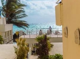 Luciana Hotel & Beach Club