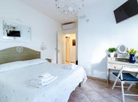 "6 in centro" guest house, hotel near Sanctuary of Madonna della Costa, Sanremo