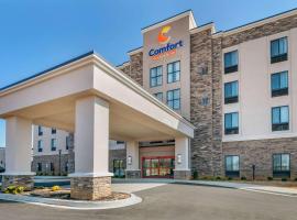 Comfort Suites North Tupelo、トゥーペロのホテル