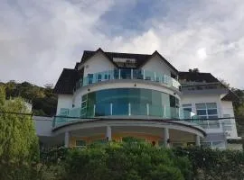 Crystal Cameron Vacation Bungalow、キャメロンハイランドのバンガロー