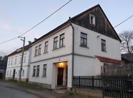 Obsidian, hotel in Mařenice