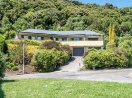 Rue Noyer Lookout - Akaroa Holiday Home