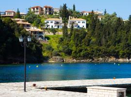 Villa Polyxeni Apartments, hotel di Sivota