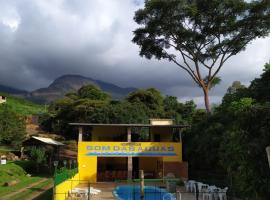 Hospedagens Som das Aguas, hotel v mestu Caparaó Velho