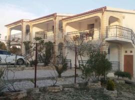 Apartmani Samanta Vir, hotel u gradu Vir