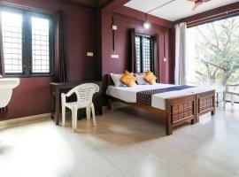 SPOT ON 68802 Kps Tourist Home, hotel v destinaci Edavanna