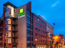 Holiday Inn Express - Glasgow - City Ctr Riverside, an IHG Hotel