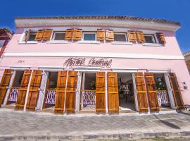 Hostel Central São Sebastião, khách sạn ở São Sebastião