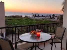 Lighthouse Beach apartment