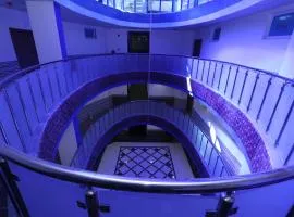 Skylight apartments
