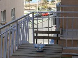 PISO CON VISTAS AL MAR