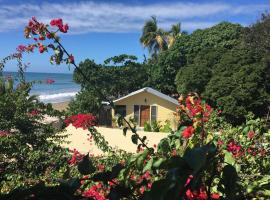 Katamah Beachfront Guesthouse, hotel v destinaci Treasure Beach