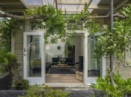 U Studios Masterton