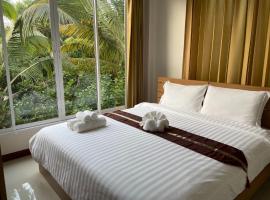 ร่มปาล์มรีสอร์ท สระบุรี Rompalm Saraburi, hotel with parking in Sara Buri