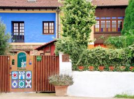 Casas Rurales Pradina I y II, hotel v destinácii Luanco