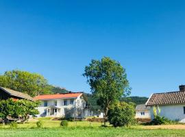 Gårdsturisme Sønstebø, hotel v destinaci Bø
