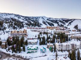 Raven 104, hotel en Big White
